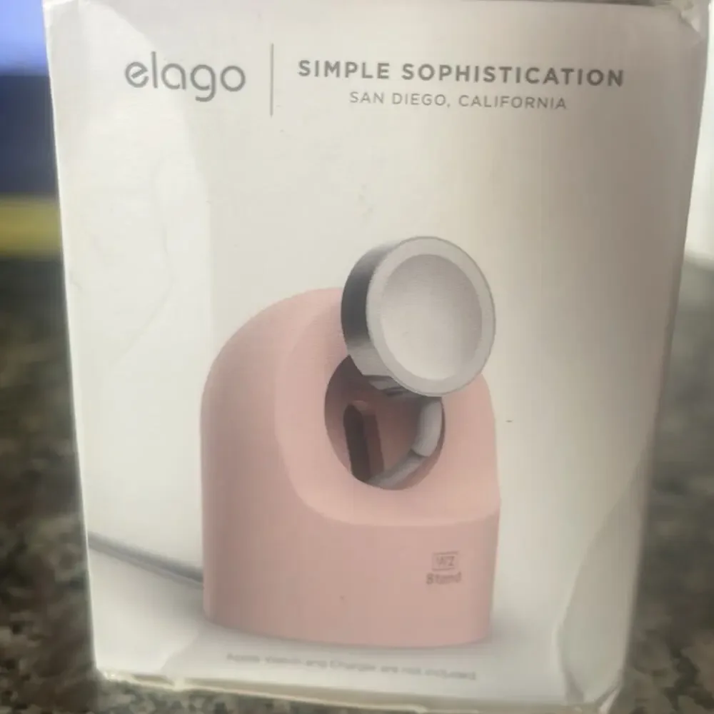 Apple Watch Charging Station pink